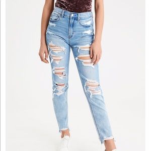 American Eagle High Waisted Mom Jeans